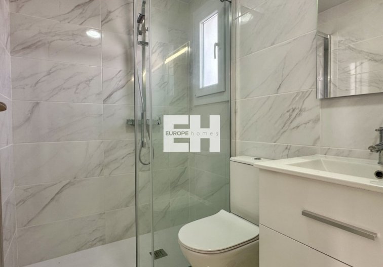 Resale - town house - Torrevieja - Costa Blanca