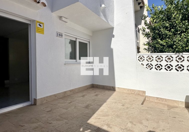 Resale - town house - Torrevieja - Costa Blanca