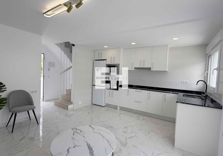 Wiederverkauf - town house - Torrevieja - Costa Blanca