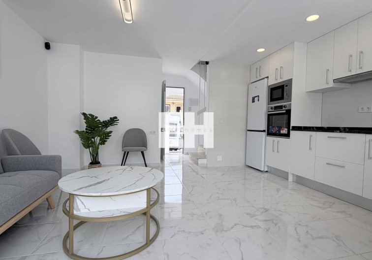 Wiederverkauf - town house - Torrevieja - Costa Blanca