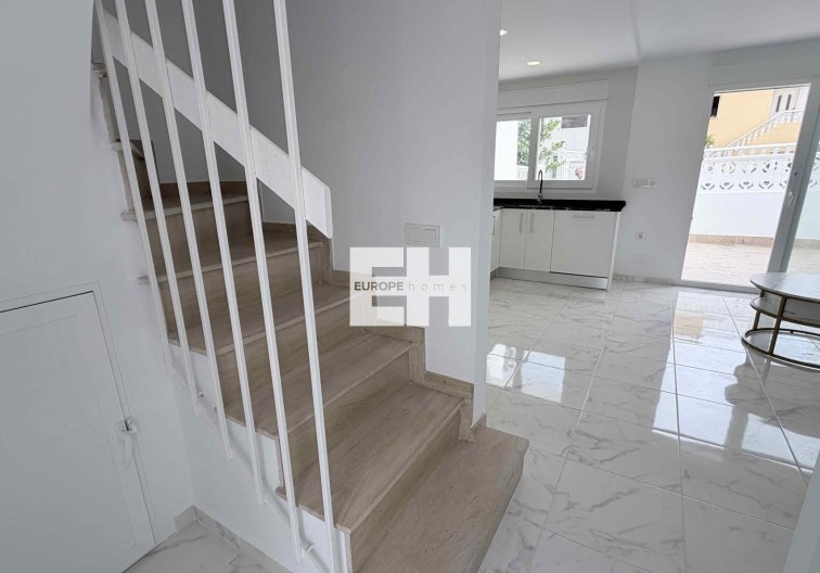 Wiederverkauf - town house - Torrevieja - Costa Blanca