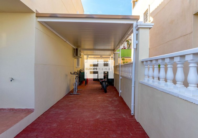 Segunda mano - villa - Orihuela Costa - Costa Blanca