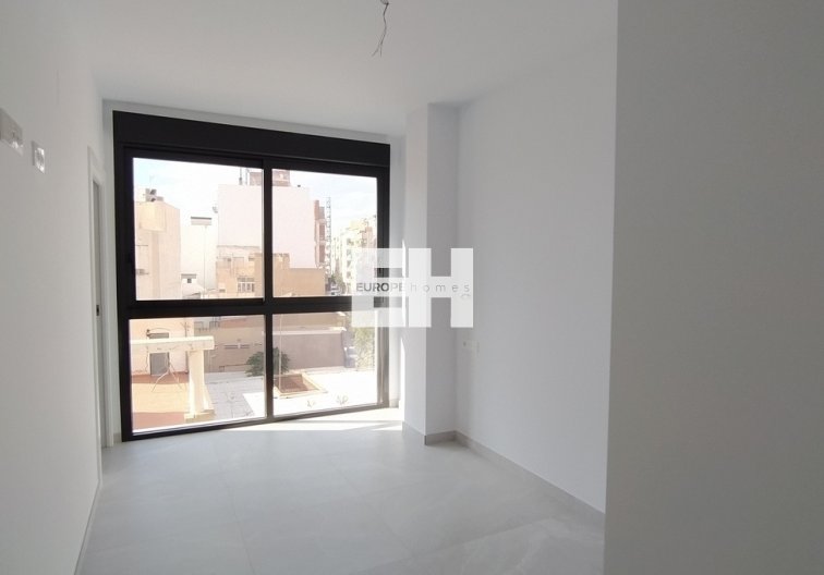 Segunda mano - Apartamento  - Torrevieja - CENTRE PLAYA DEL CURA LAS PISCINAS