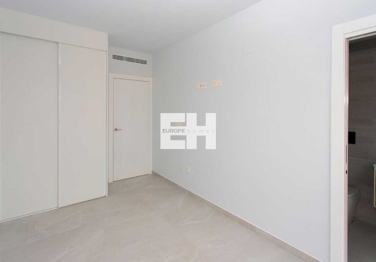 Segunda mano - Apartamento  - Torrevieja - CENTRE PLAYA DEL CURA LAS PISCINAS