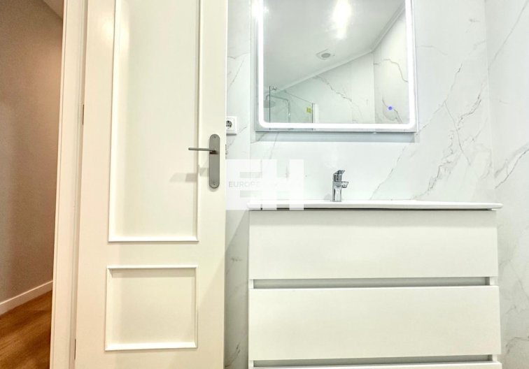 Revente - Appartement - Torrevieja - La Mata Pueblo