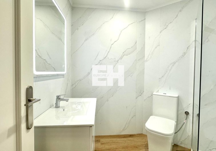 Revente - Appartement - Torrevieja - La Mata Pueblo