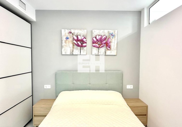 Resale - Apartment - Torrevieja - Playa del Cura
