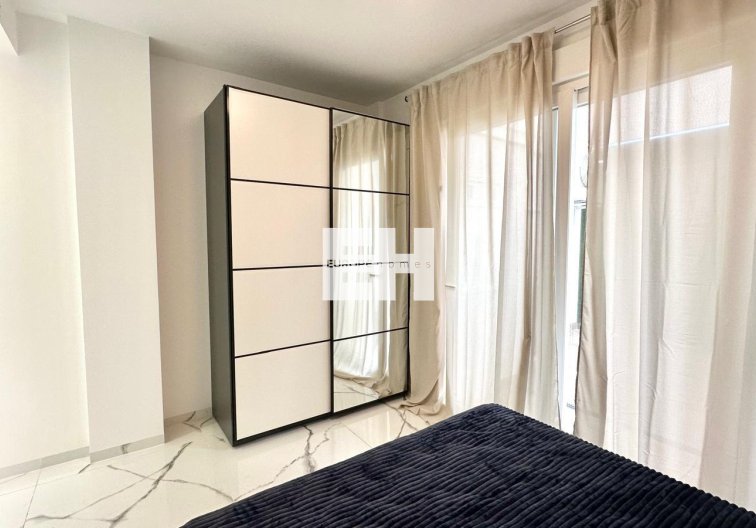 Resale - Apartment - Torrevieja - Playa del Cura