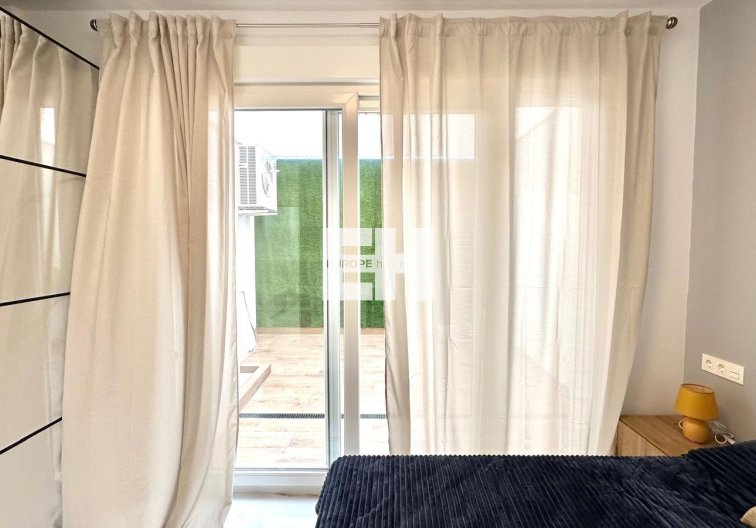 Resale - Apartment - Torrevieja - Playa del Cura