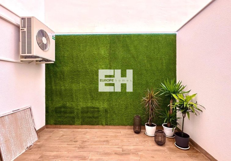 Resale - Apartment - Torrevieja - Playa del Cura