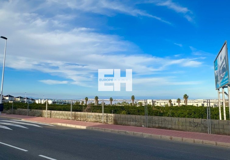 Resale - town house - Torrevieja - La Siesta