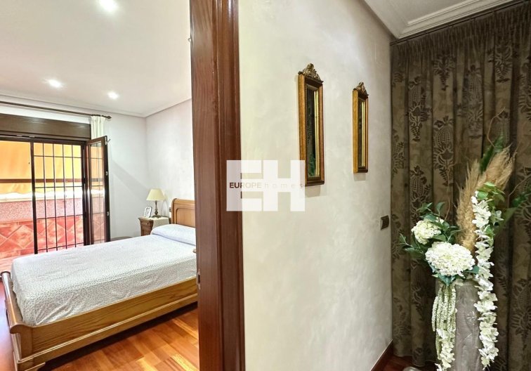 Resale - town house - Torrevieja - La Siesta