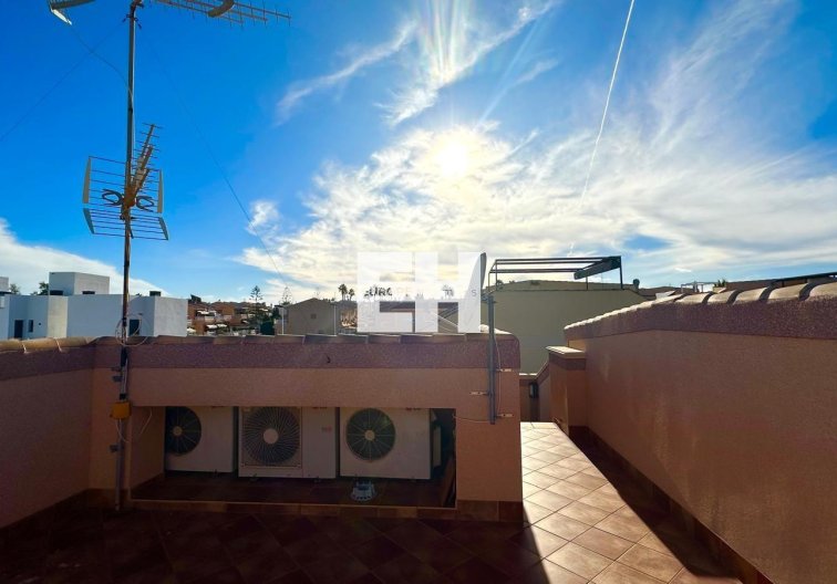 Resale - town house - Torrevieja - La Siesta