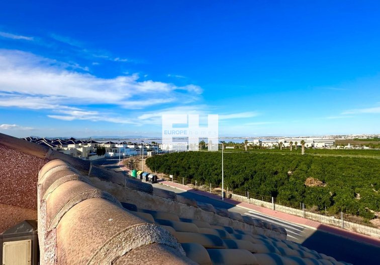 Resale - town house - Torrevieja - La Siesta