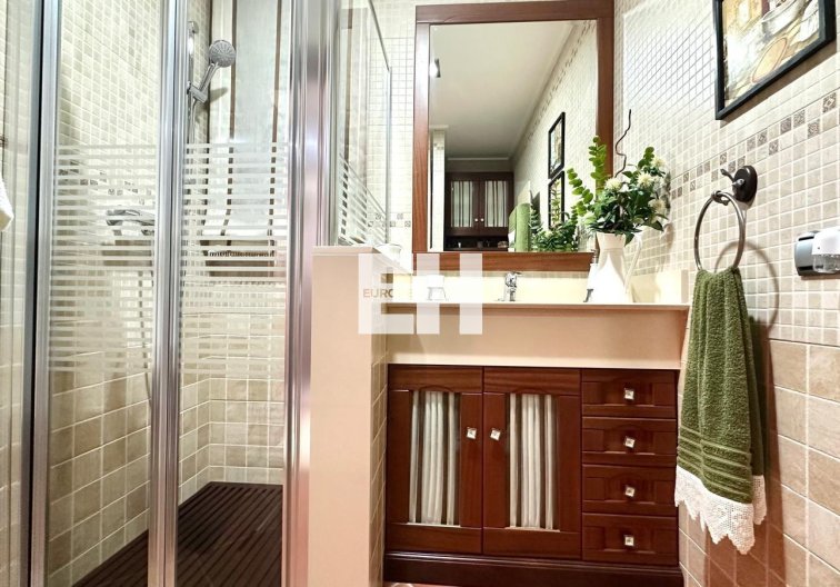 Resale - town house - Torrevieja - La Siesta
