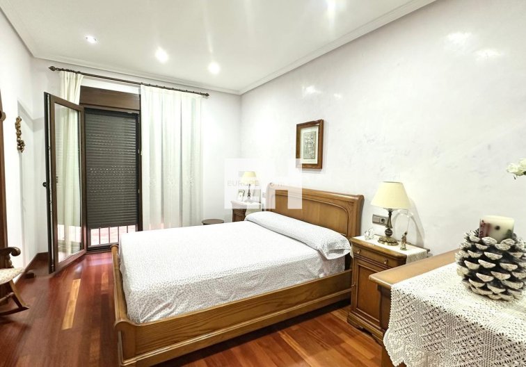 Resale - town house - Torrevieja - La Siesta