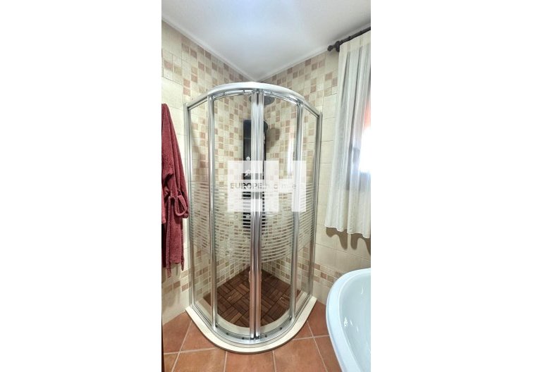 Resale - town house - Torrevieja - La Siesta
