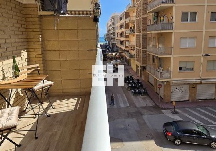 Wiederverkauf - Wohnung - Torrevieja - Centro