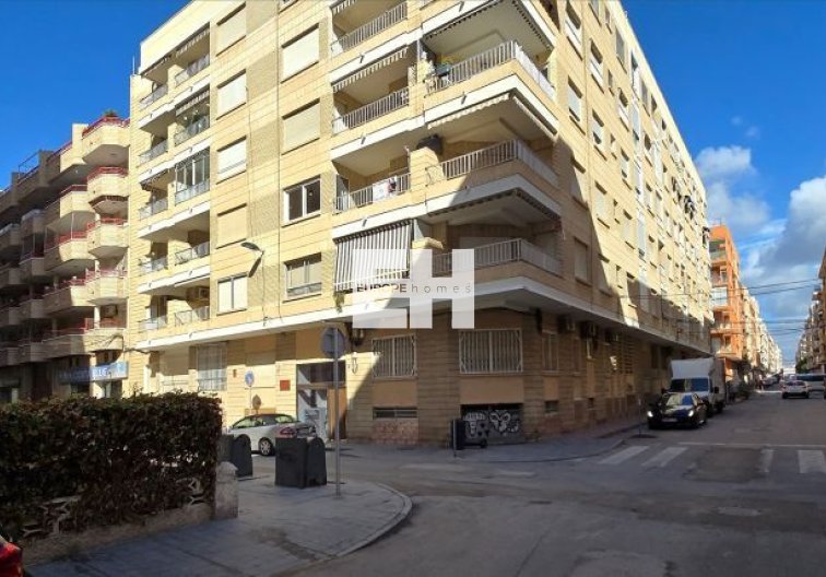 Wiederverkauf - Wohnung - Torrevieja - Centro