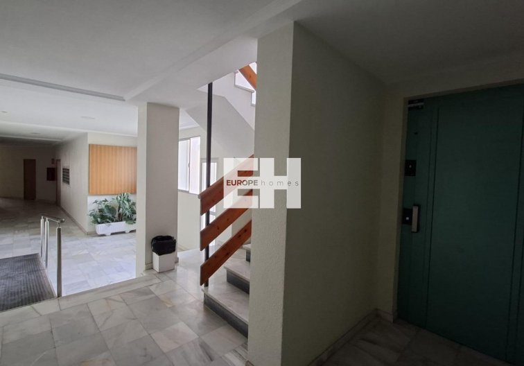 Revente - Appartement - Torrevieja - Acequion