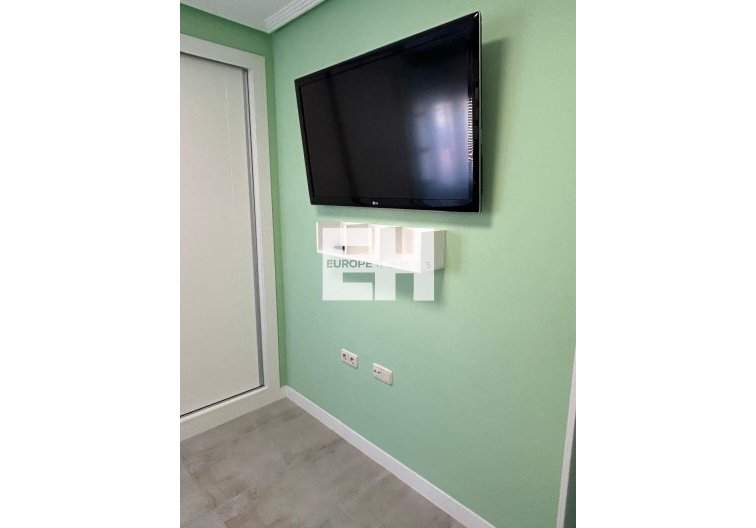 Revente - Appartement - Torrevieja - Nueva Torrevieja