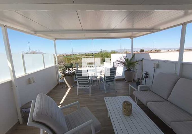 Wiederverkauf - villa - Daya Nueva - Costa Blanca