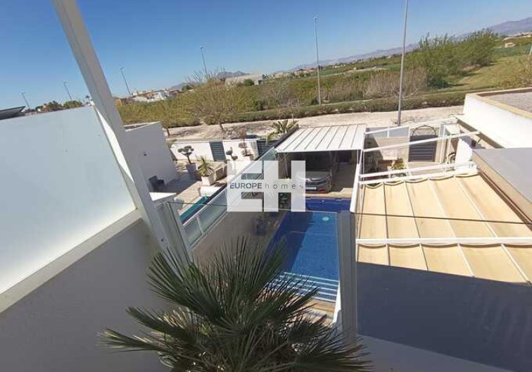 Wiederverkauf - villa - Daya Nueva - Costa Blanca