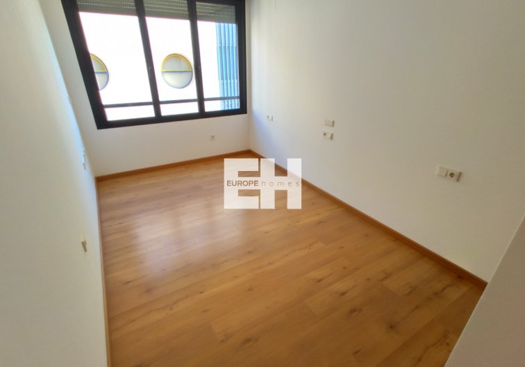 Revente - Appartement - Torrevieja - Puerto