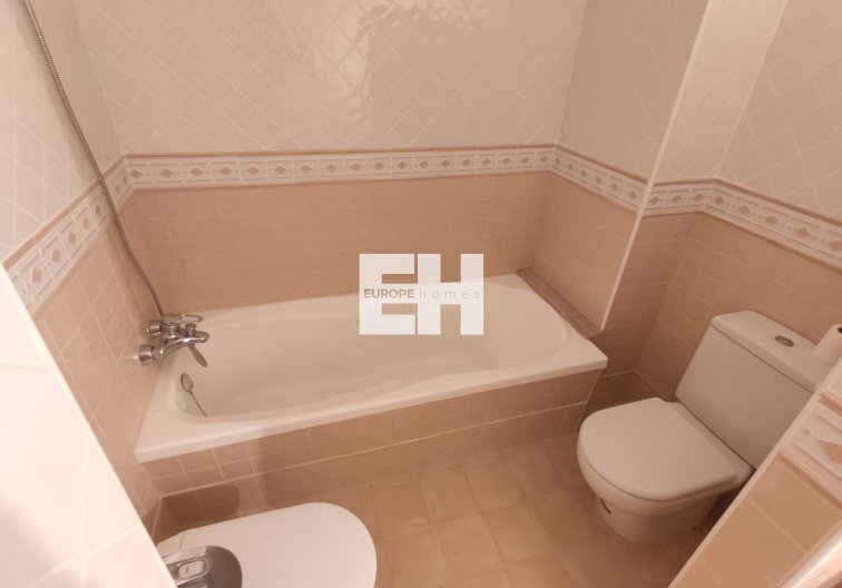 Revente - Appartement - Torrevieja - Puerto