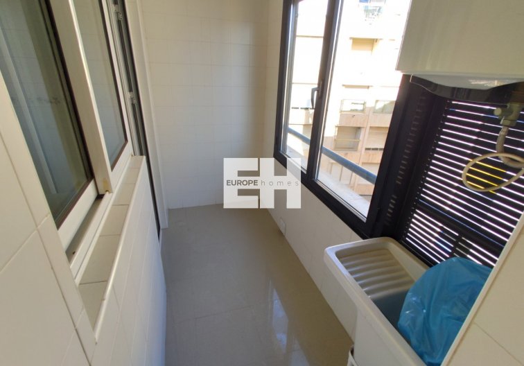 Revente - Appartement - Torrevieja - Puerto
