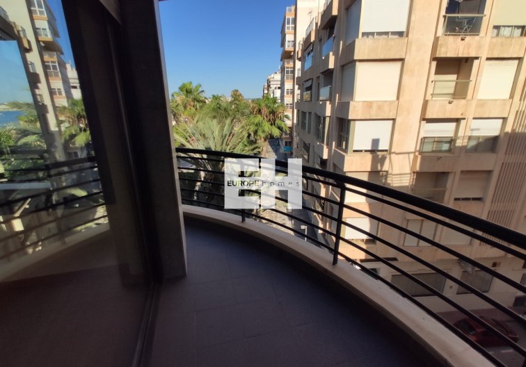 Revente - Appartement - Torrevieja - Puerto