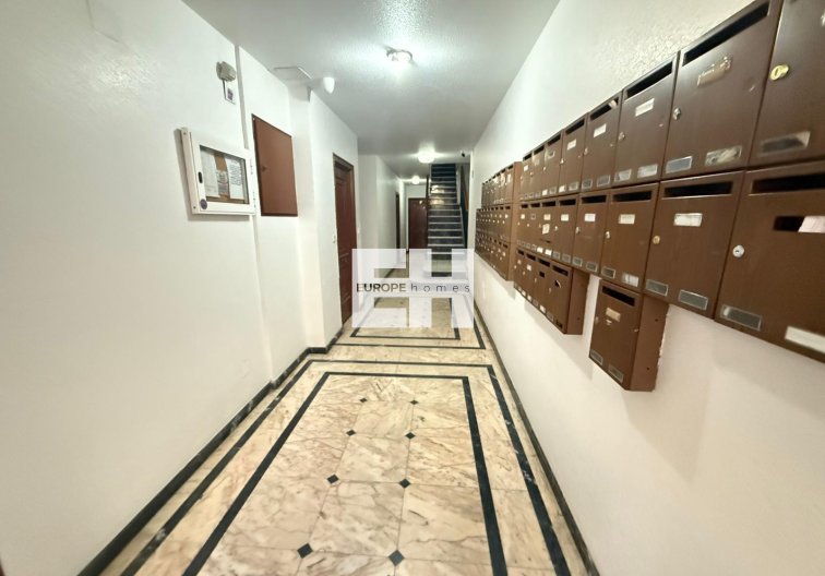 Wiederverkauf - Wohnung - Torrevieja - Playa del Cura