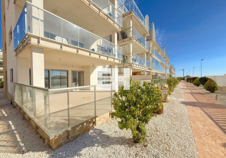 Resale - Apartment - Orihuela Costa - La Zenia