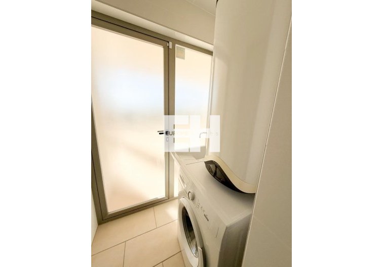Resale - Apartment - Orihuela Costa - La Zenia