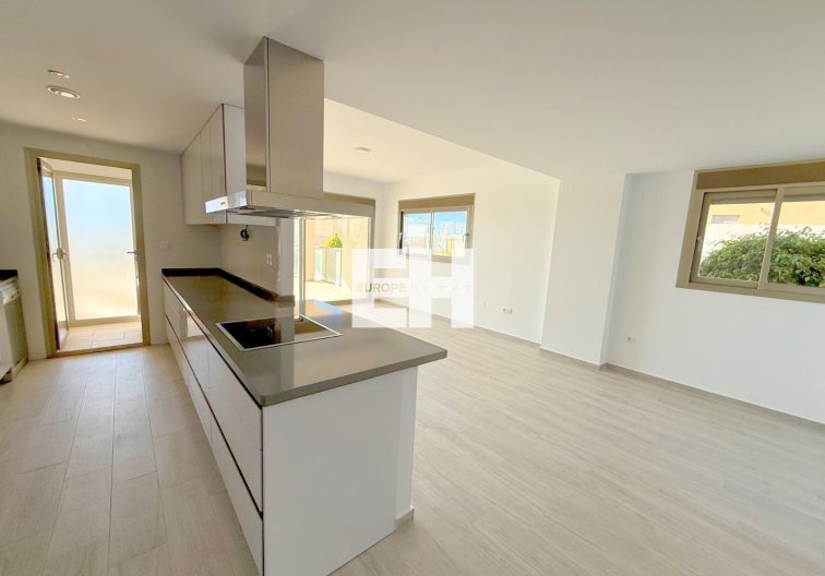 Resale - Apartment - Orihuela Costa - La Zenia
