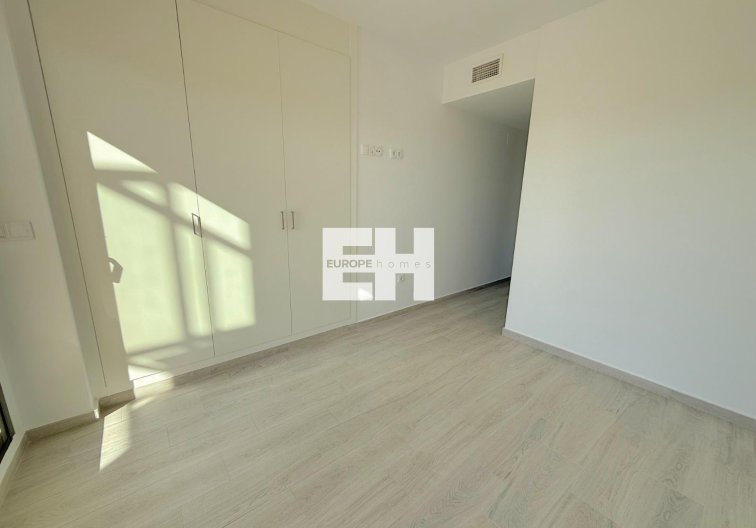 Resale - Apartment - Orihuela Costa - La Zenia
