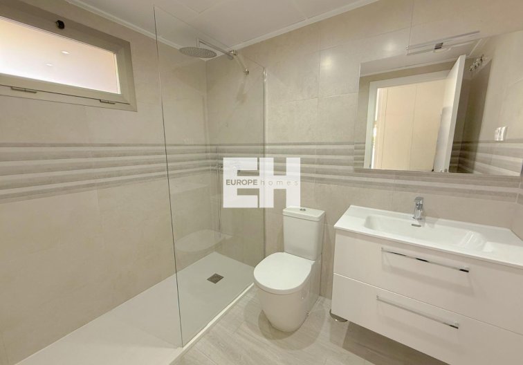 Resale - Apartment - Orihuela Costa - La Zenia