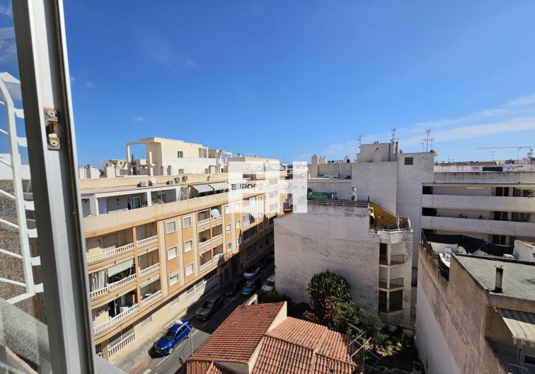 Revente - Appartement - Torrevieja - Centro