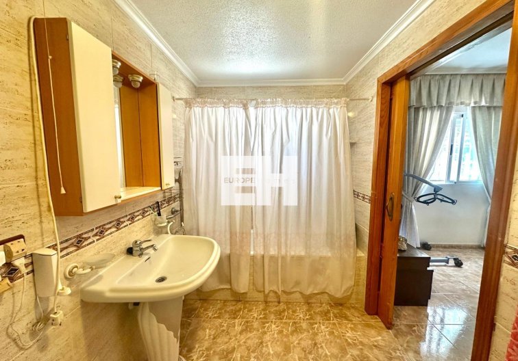Wiederverkauf - Wohnung - Torrevieja - Playa del Cura