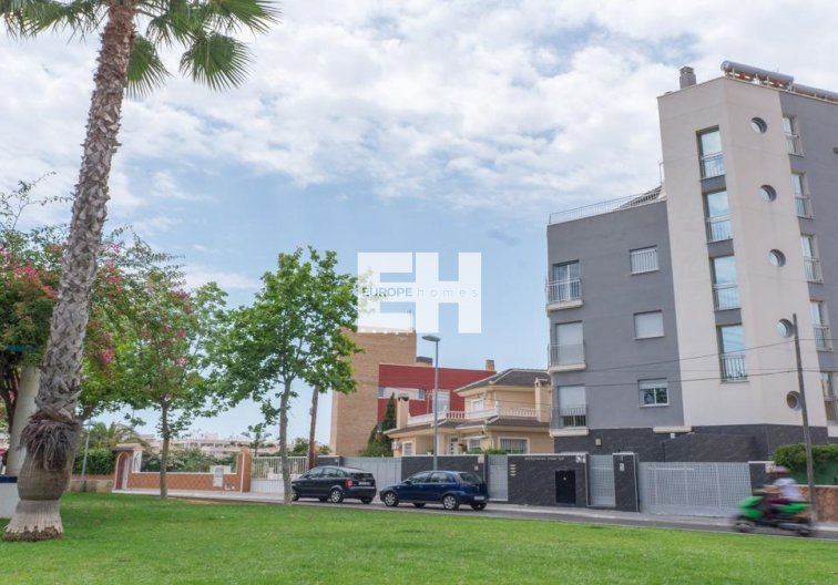 Wiederverkauf - Wohnung - Torrevieja - Estacion De Autobuses