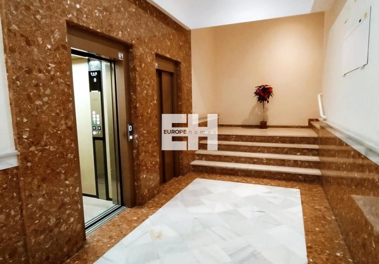 Resale - Apartment - Torrevieja