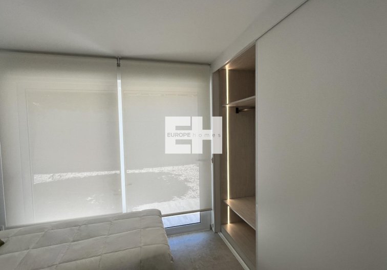 Resale - Apartment - Torrevieja - Aguas Nuevas