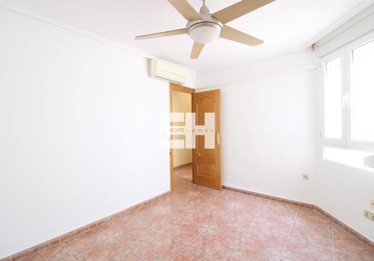 Wiederverkauf - Wohnung - Torrevieja