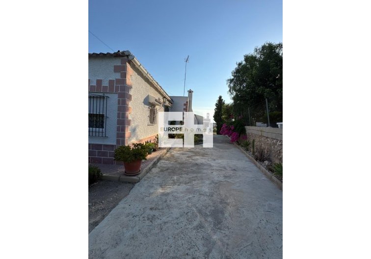 Wiederverkauf - villa - Albatera - Partida Lomas