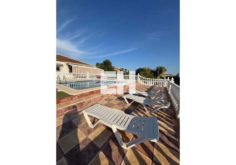 Wiederverkauf - villa - Albatera - Partida Lomas