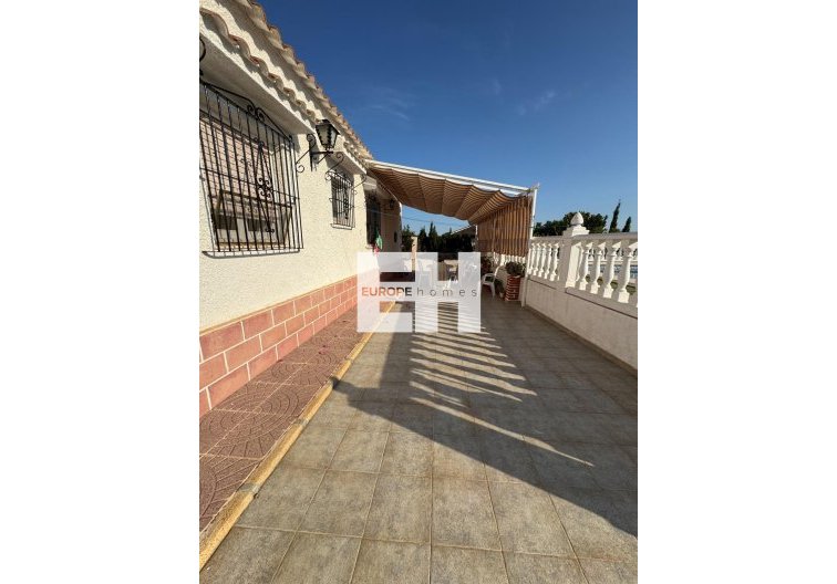 Wiederverkauf - villa - Albatera - Partida Lomas