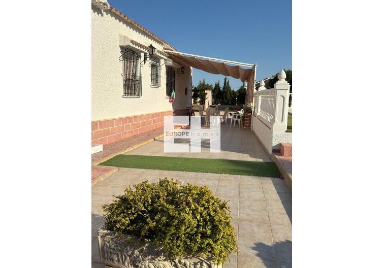 Wiederverkauf - villa - Albatera - Partida Lomas