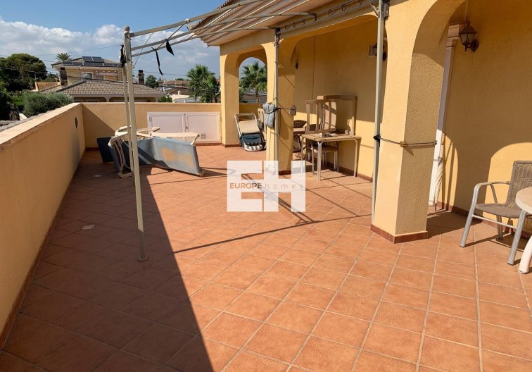 Segunda mano - villa - Torrevieja - Los Balcones - Los Altos Del Edén
