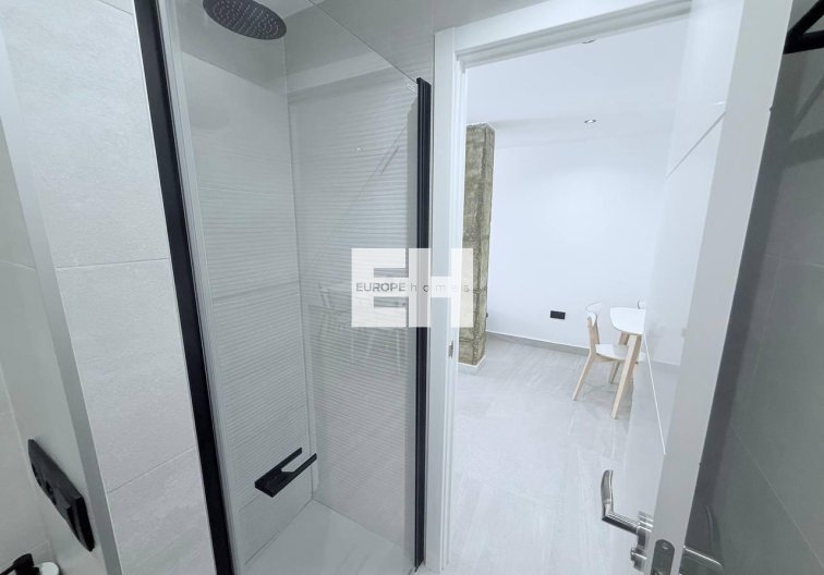 Wiederverkauf - Wohnung - Torrevieja - La Mata