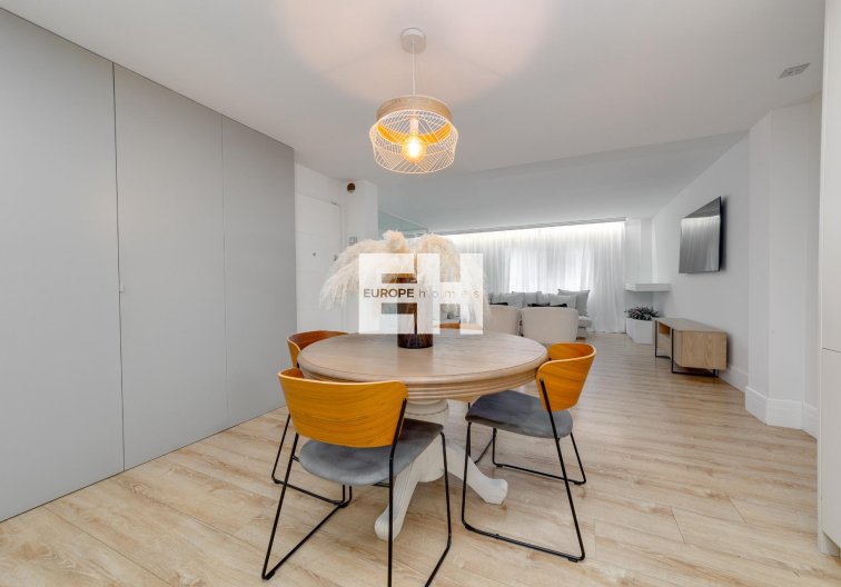 Wiederverkauf - Wohnung - Torrevieja - Playa del Cura